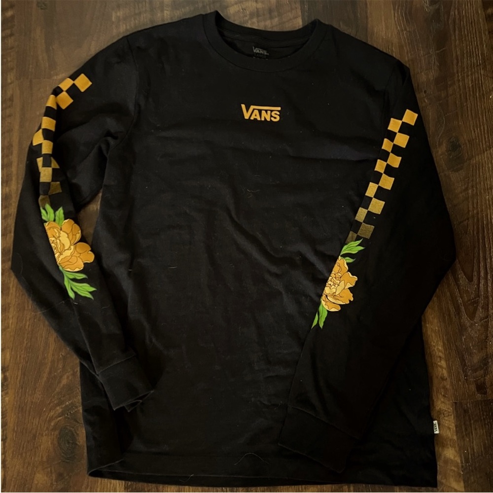 NWOT Vans long sleeve shirt